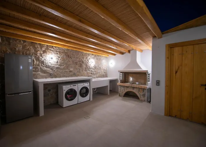 Summer Breeze Luxury Mykonos Villa *